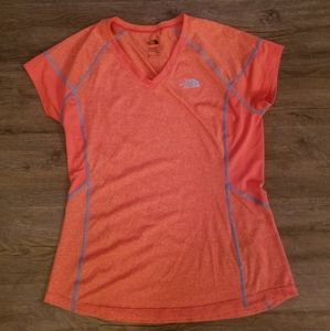 Women's The North Face tee